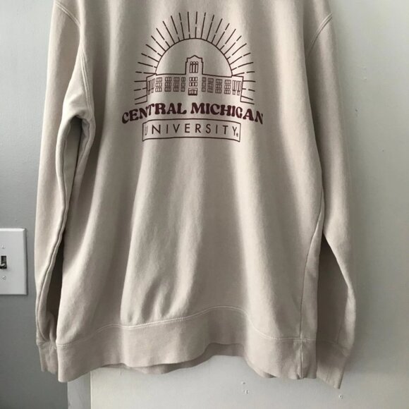 USCAPE Apparel Central Michigan University Beige Crewneck Sweatshirt Size Large - Picture 2 of 5